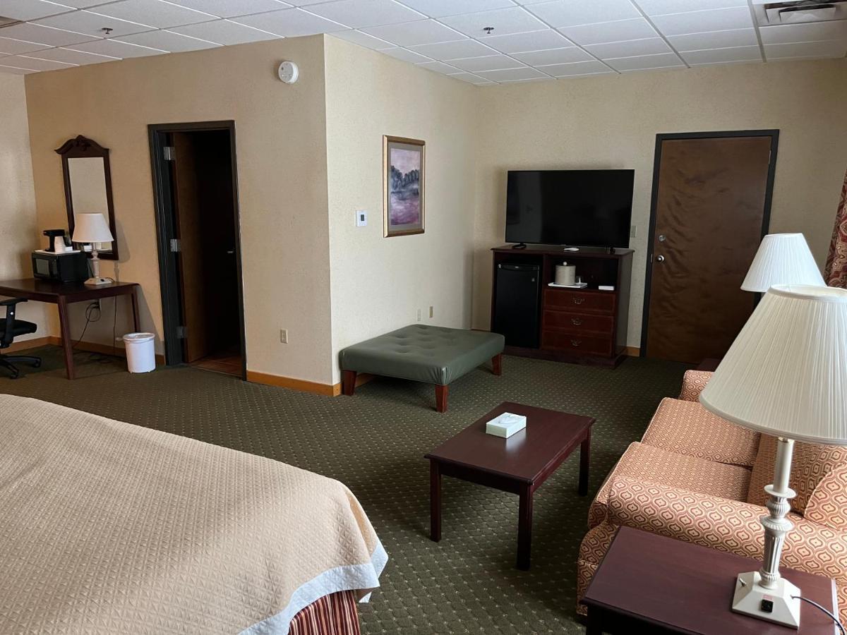 Days Inn & Suites By Wyndham Sutton Flatwoods Zewnętrze zdjęcie